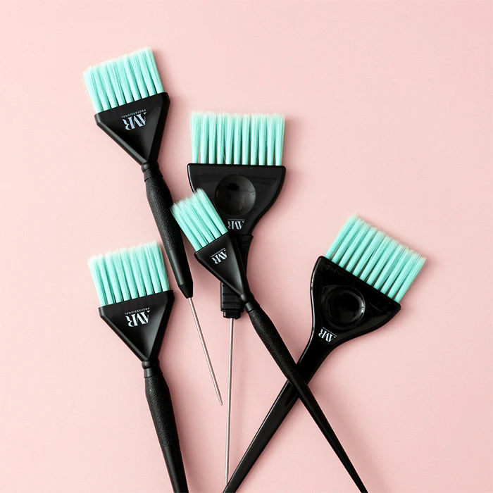 AMR Professional Tint Brush Large Soft Blue - Image 3